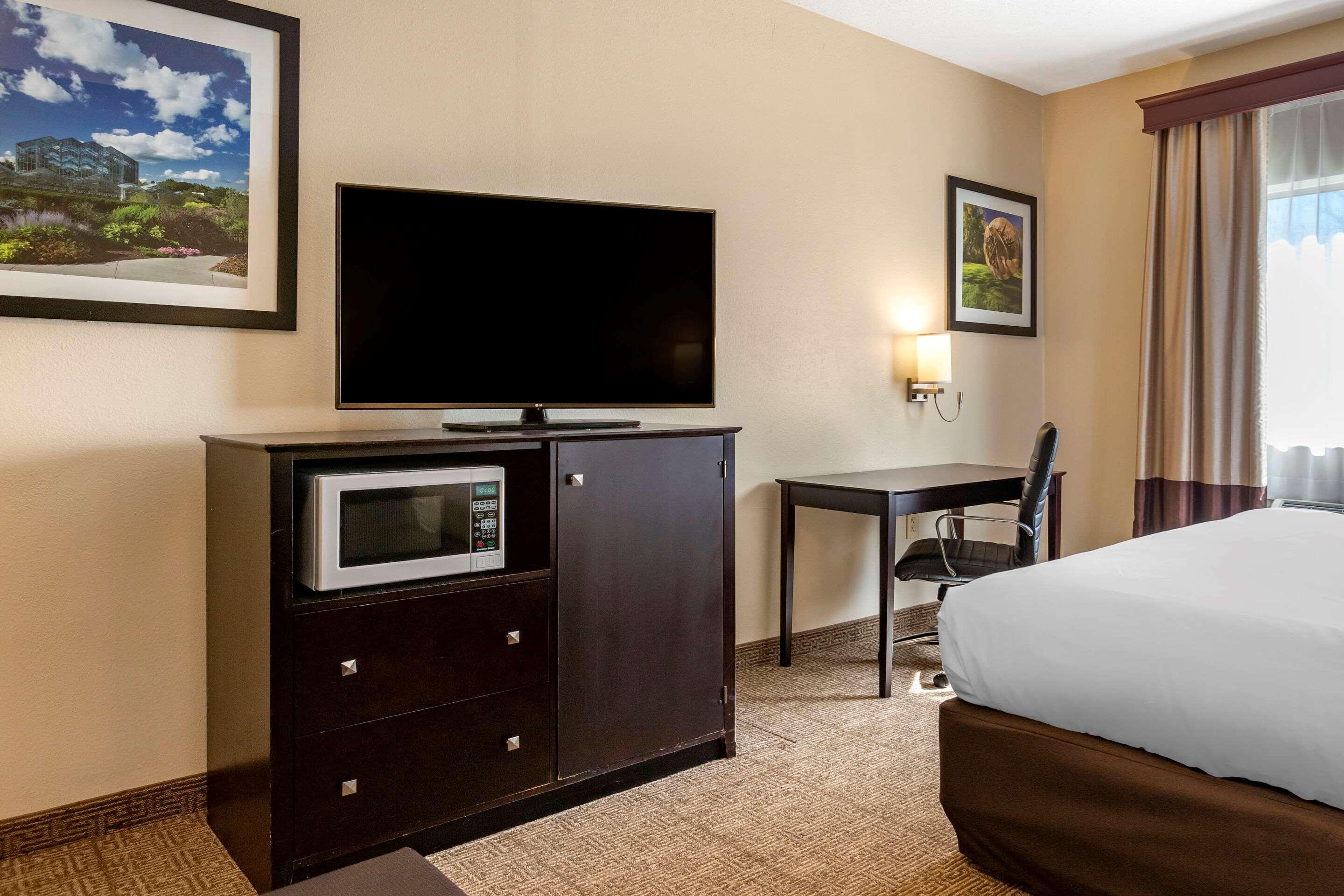 Comfort Inn & Suites Paw Paw Екстериор снимка