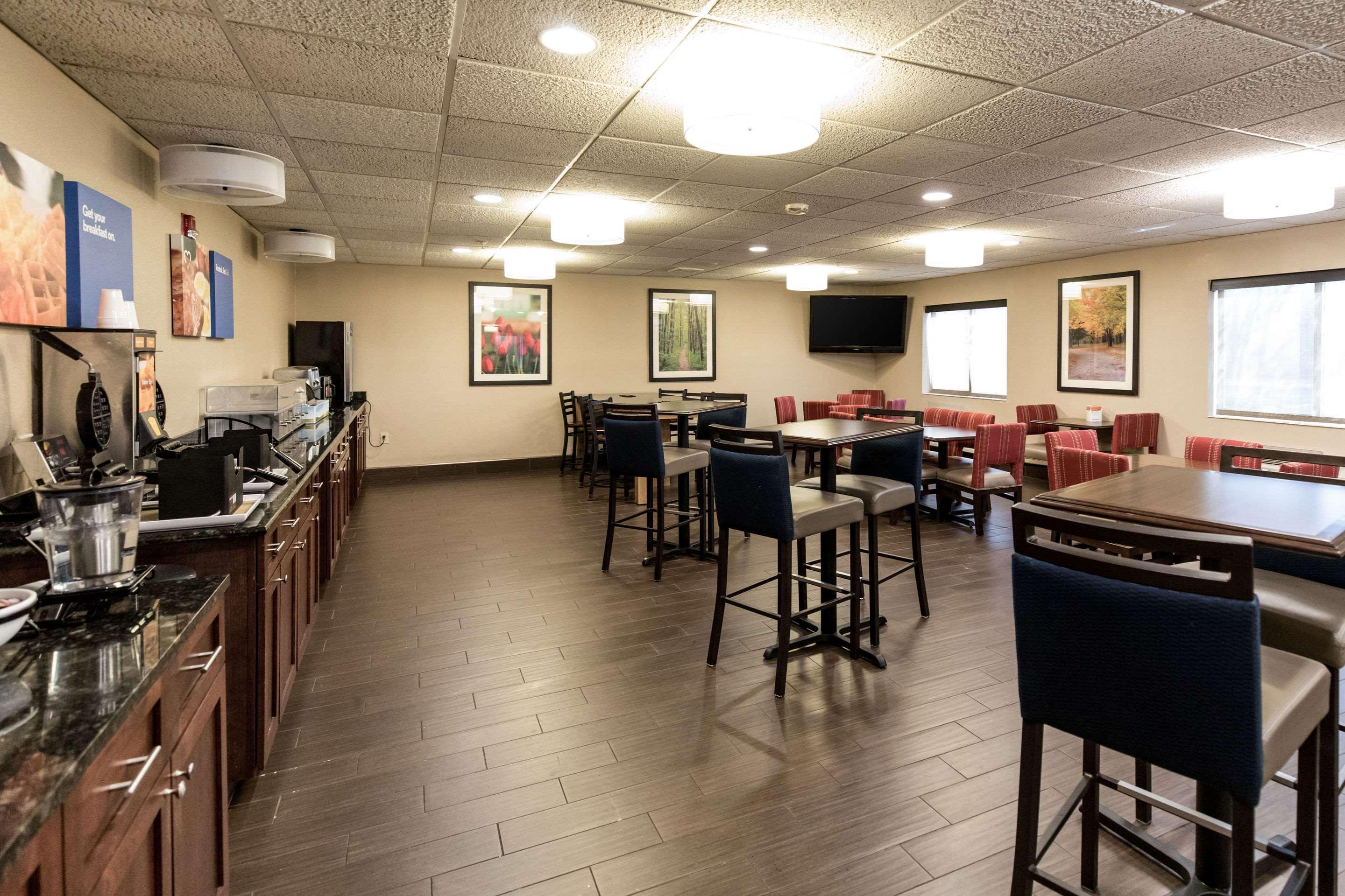 Comfort Inn & Suites Paw Paw Екстериор снимка