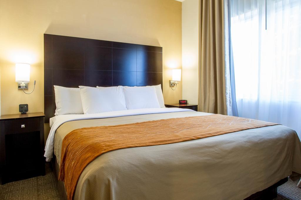 Comfort Inn & Suites Paw Paw Екстериор снимка