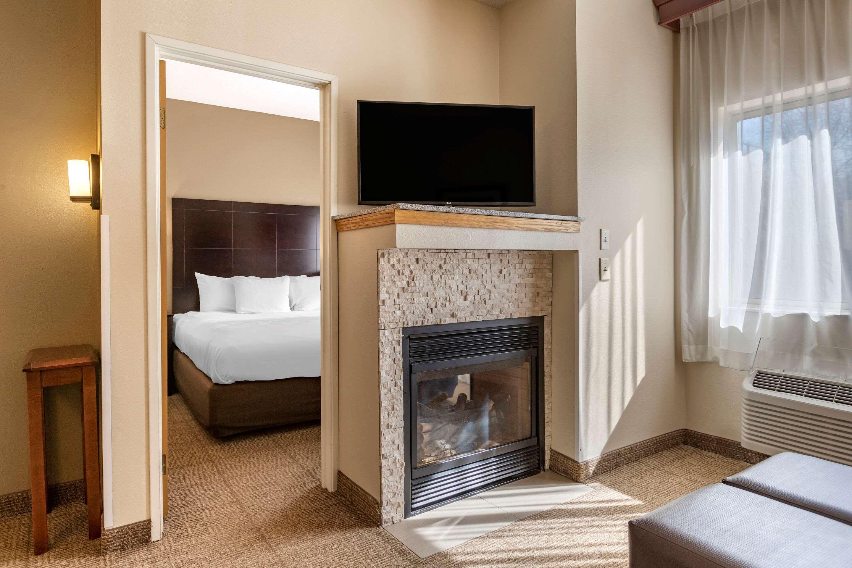 Comfort Inn & Suites Paw Paw Екстериор снимка
