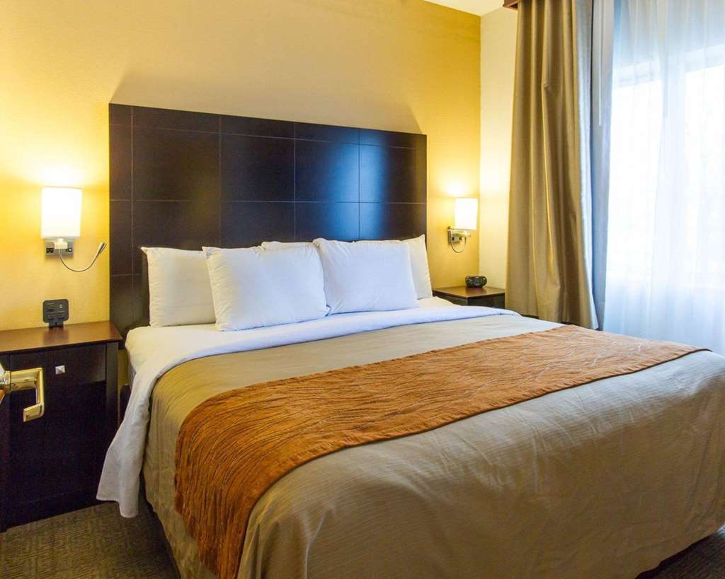 Comfort Inn & Suites Paw Paw Стая снимка